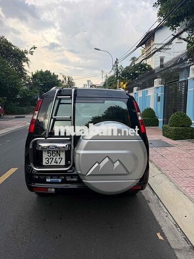 Ford Everest Limiter 2.5 máy dầu AT đời cuối 2009