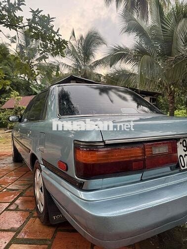 Toyota Camry giá rẻ
