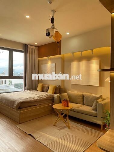 Tuyển buồng phòng cho toà căn hộ