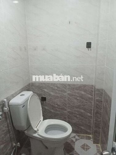 cho thuê nhà hẻm xe hơi đừong Nguyên Hồng