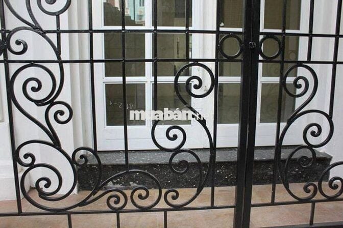 Cho thuê Căn hộ VIP 23m2 - Sang trọng - Ngay Trung tâm Hà Nội