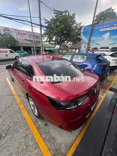 Vinfast Lux A 2.0 2022 Đỏ 40.000 km