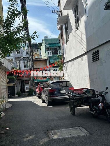 Căn nhà vị trí siêu đẹp hẻm xe hơi tránh khu cao cấp sát mặt tiền