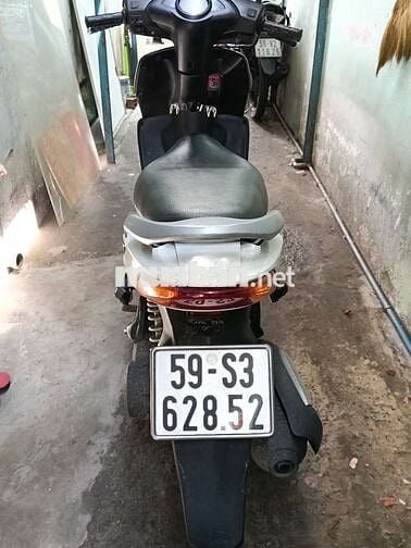 Honda Click Trắng Đen Đã sử dụng