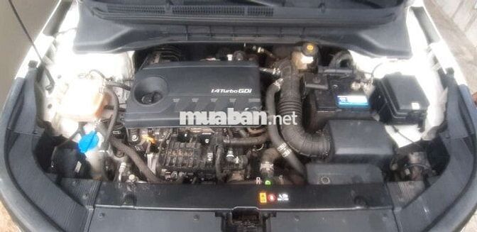 KIA CARENS Premium 2023 Trắng 31.500 Km
