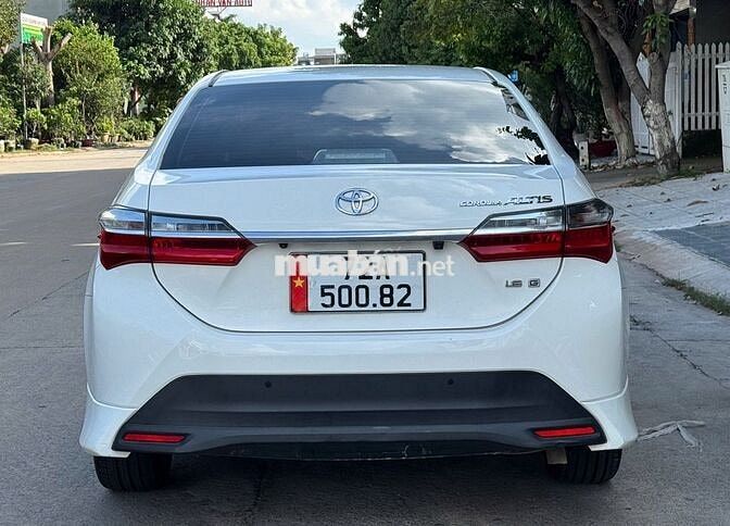 Toyota Corolla Altis 1.8G  2021 Trắng quá xá mới