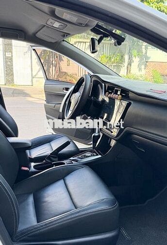 Toyota Corolla Altis 1.8G  2021 Trắng quá xá mới