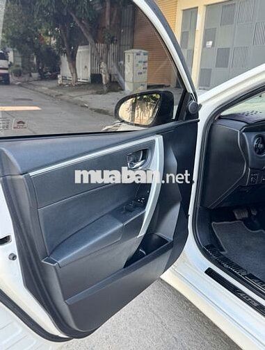 Toyota Corolla Altis 1.8G  2021 Trắng quá xá mới