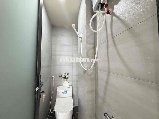 STUDIO BAN CÔNG THOÁNG NẰM NGAY GẦN PHÚ MỸ HƯNG VÀ TDTU TIỆN QUA Q1