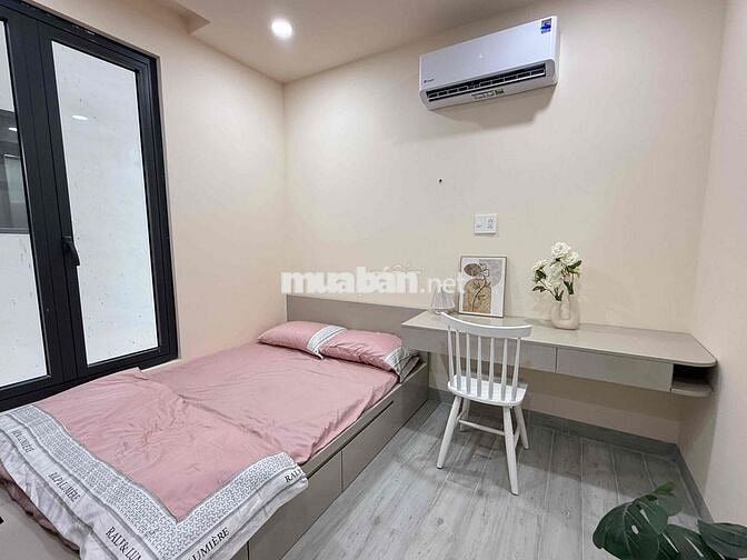 STUDIO BAN CÔNG THOÁNG NẰM NGAY GẦN PHÚ MỸ HƯNG VÀ TDTU TIỆN QUA Q1