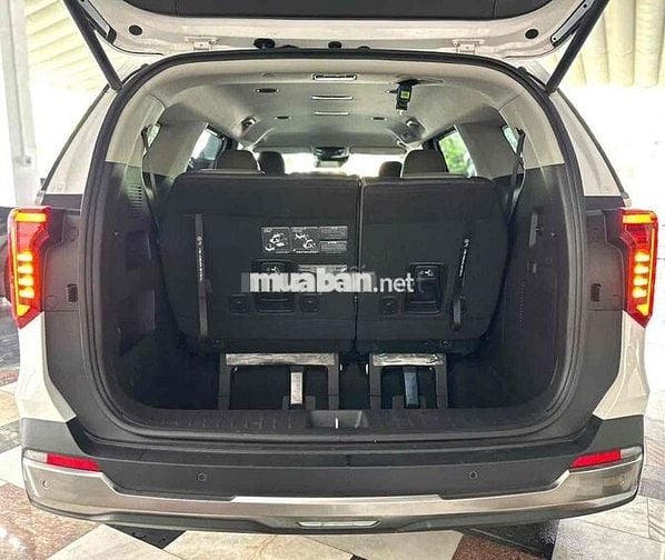 KIA Carnival Premium 8S 2024 Trắng 16.000 km