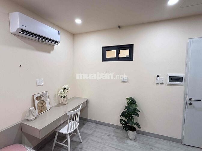 STUDIO BAN CÔNG THOÁNG NẰM NGAY GẦN PHÚ MỸ HƯNG VÀ TDTU TIỆN QUA Q1