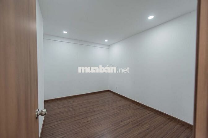Căn hộ 2PN 84,32m2 tầng 10 Block A view ĐN giá 2,9 tỷ NH hỗ trợ 2 tỷ