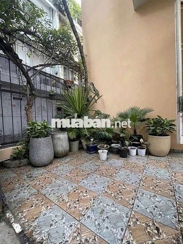 CHO THUÊ NHÀ CĂN GÓC KHU K300. ĐƯỜNG C18, P12, Q. TÂN BÌNH