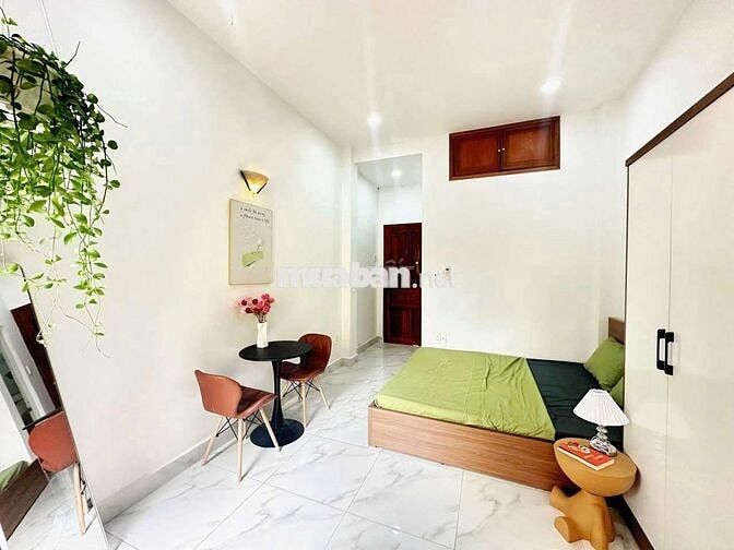 CĂN HỘ STUDIO 35M2 BAN CÔNG FULL NỘI THẤT GẦN NGÃ TƯ HÀNG XANH