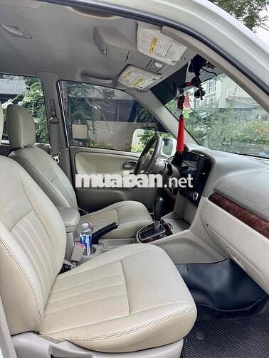 Suzuki Grand Vitara XL7 Tự động 4 cấp Trắng
