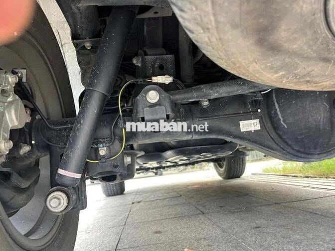 Toyota Fortuner 2019 2.7V AT 4x4 Bạc sơn zin 100%