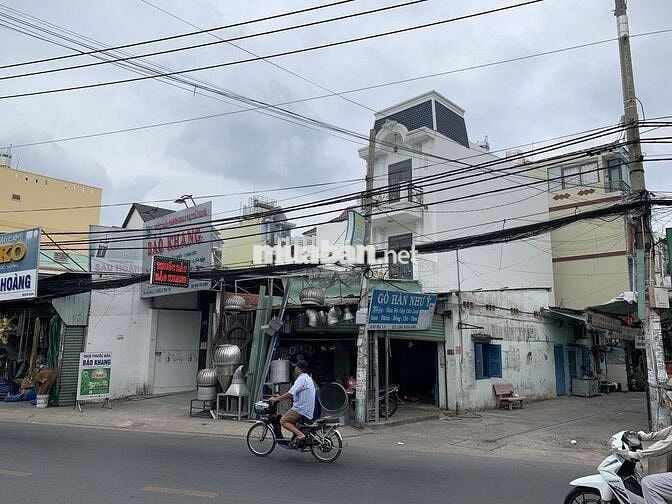 Bán nhà 2 Mặt tiền - đường Mã Lò