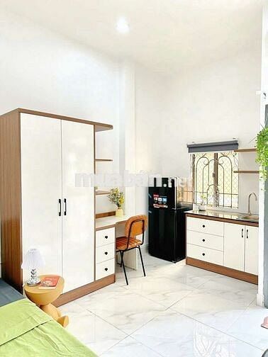 CĂN HỘ STUDIO 35M2 BAN CÔNG FULL NỘI THẤT GẦN NGÃ TƯ HÀNG XANH