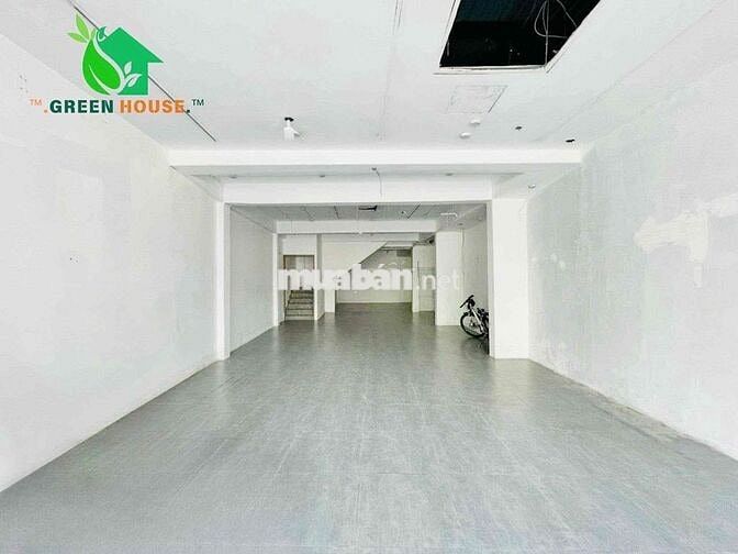 GÓC 2 MT QUANG TRUNG . VỊ TRÍ ĐẸP