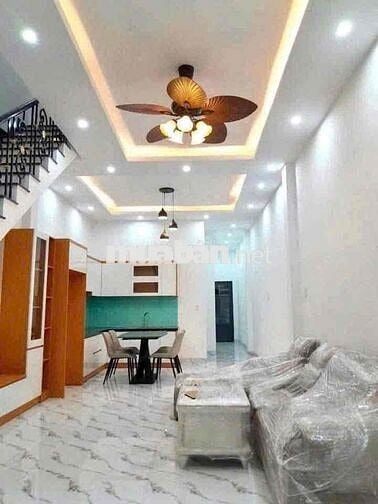 Cho Thuê Nhà Mới 4Phòng Ngủ Sân Ô Tô Gần UBND Phú Lợi