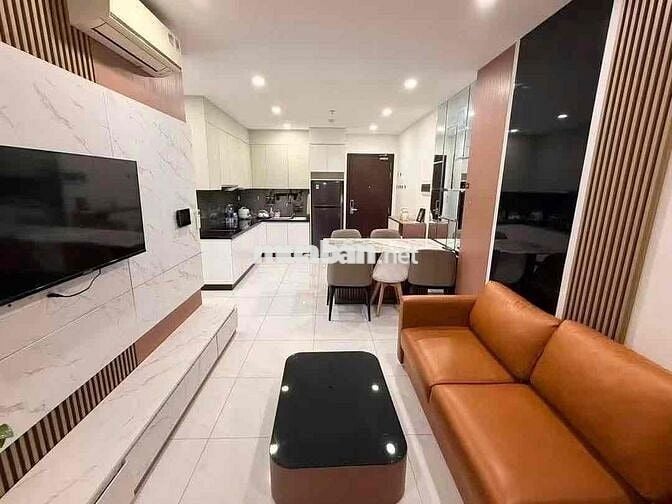 Cho thuê căn chung cư C Sky View - 2PN Full Xịn Sò