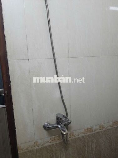  CHDV 20M2(CÓ CỬA SỔ THOÁNG MÁT) NGAY DH NGÂN HÀNG, HOÀNG DIỆU 2