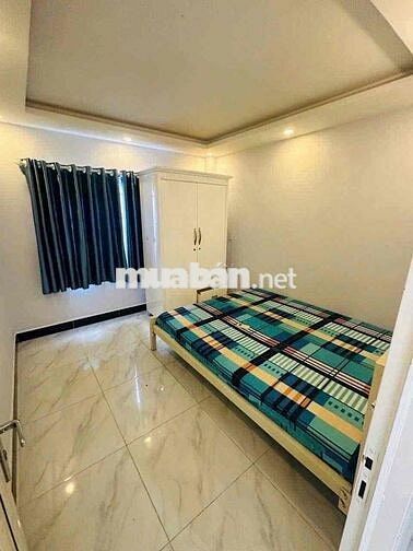 CHO THUÊ NHÀ ĐẦY ĐỦ NỘI THẤT 2PHÒNG NGỦ SÂN Ô TÔ GẦN UBND PHÚ LỢI