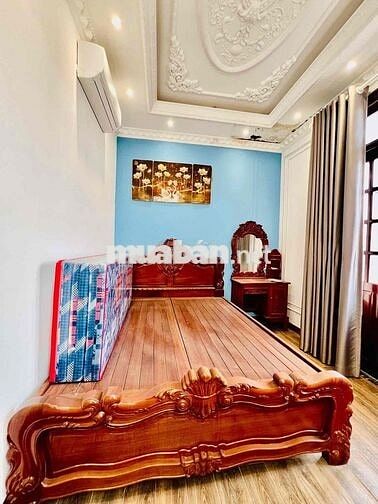 Cho Thuê Nhà Có Thang Máy Ngay Cầu Phú Long DT 5x16 1Trệt 3Lầu 4Pn 5Wc
