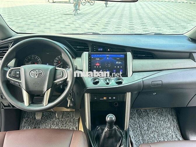 Toyota Innova 2016 Bạc Xe gia đình bao zin chếch