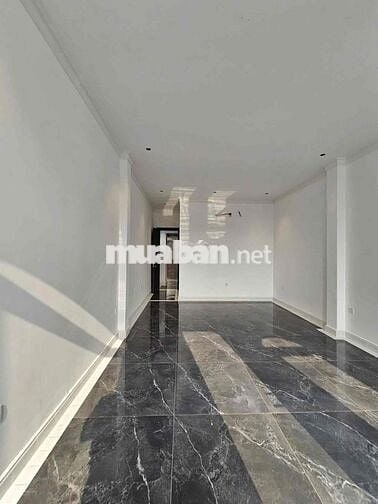 nhà cho thuê, có thang máy mới xây trung tâm Quận 1 khu Tân Định