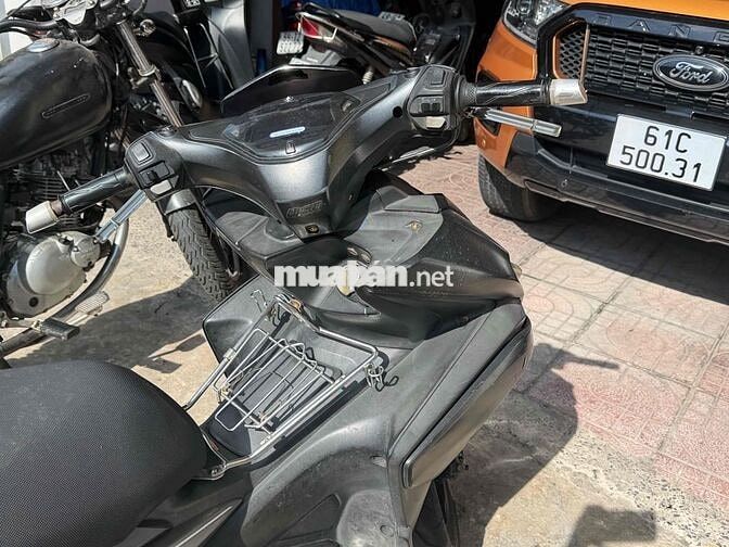 Yamaha NVX 155 Đen Smartkey ABS