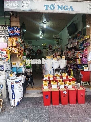 Tuyển nam phụ bán hàng