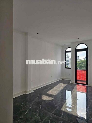 nhà cho thuê, có thang máy mới xây trung tâm Quận 1 khu Tân Định
