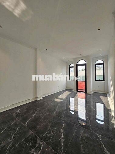 nhà cho thuê, có thang máy mới xây trung tâm Quận 1 khu Tân Định