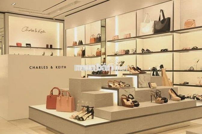 CHO THUÊ MẶT TIỀN KINH DOANH NGANG 10M TRUNG TÂM QUẬN 1 