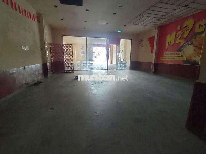CHO THUÊ MBKD  344M2 MẶT TIỀN ĐƯỜNG BÀ HOM 130tr/ tháng