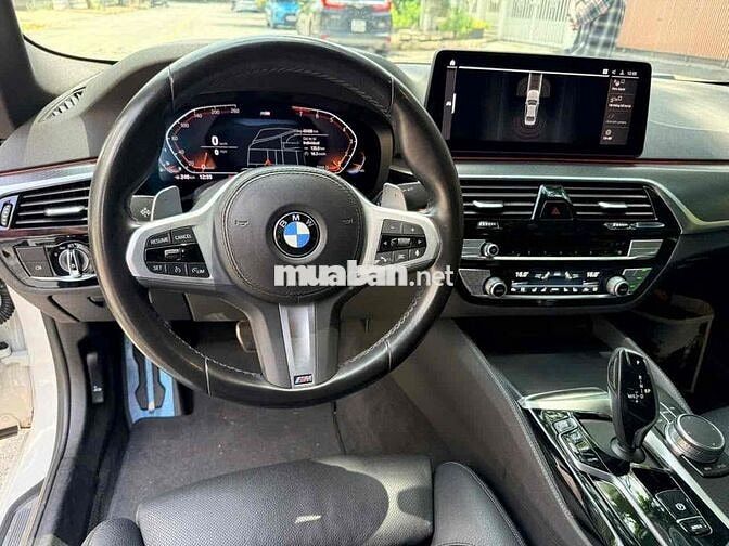 BMW 530i M-Sport 2023 Trắng 45.000 km