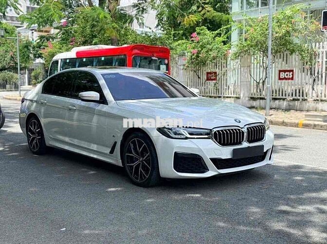BMW 530i M-Sport 2023 Trắng 45.000 km