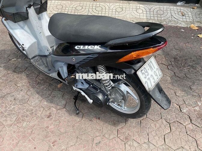 Honda Click đen