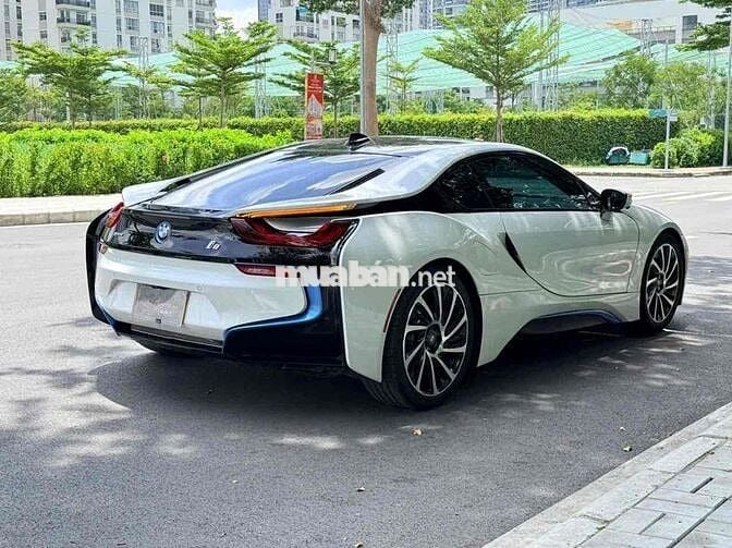 BMW i8 2015 Trắng 40000 km