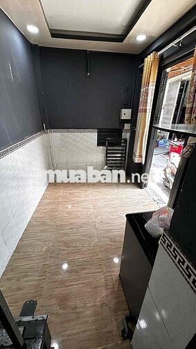 Nhà hẻm trung tâm Quận 6 cần bán