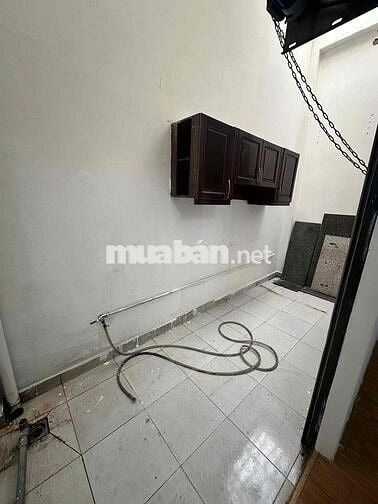 Phòng Lớn Ngay Đại Học Văn Lang ( phòng thật giá thật)