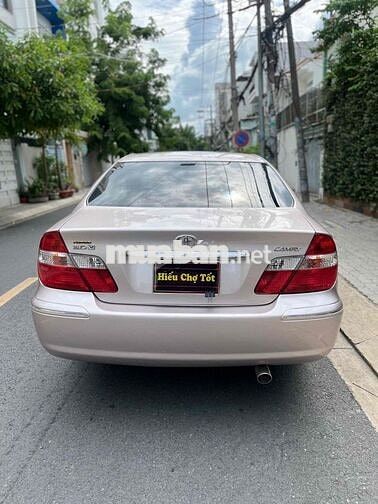 Toyota Camry 3.0V chính chủ hồ sơ cầm tay