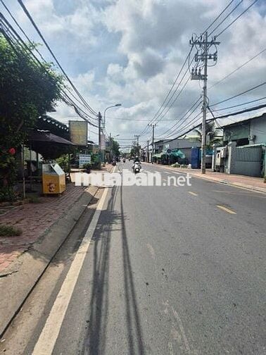 Chính Chủ Cần Bán Kho Mặt Tiền Đường 826