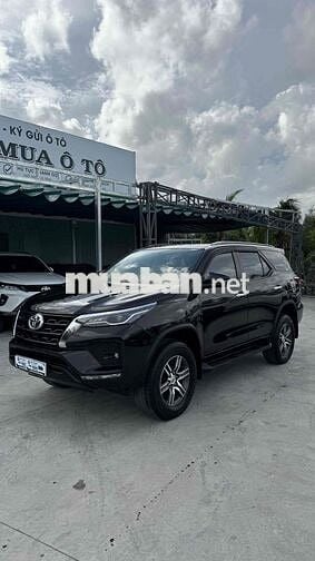 Toyota Fortuner 2.4G 4x2 AT 2021 1 chủ giá tốt