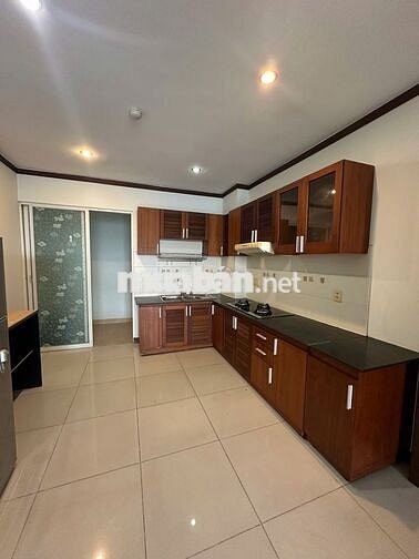 Cần bán căn hộ chung cư Quốc Cường Gia Lai 1, 3PN nhà rộng,view thoáng