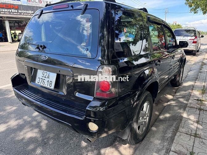 Ford Escape 2008 Đen 5 chỗ