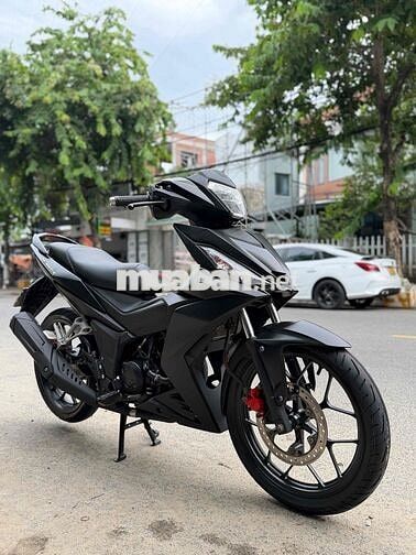 Winner V1 Đen B.số 43 Góp trả trước 2tr