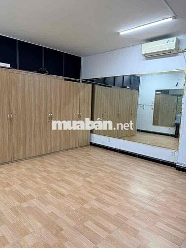 cho thuê phòng ở gia đình 2 người ,phòng rất ok.
